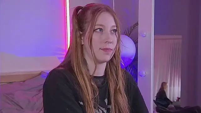 MiaEuphoria_'s Live XXX Chat