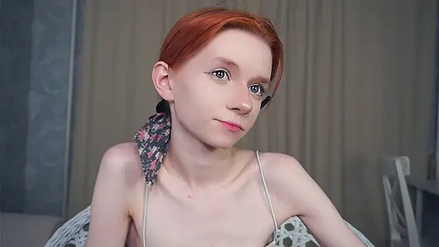 TarynPalek Show in webcam