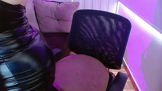 دردشة milfrousse الجنسية المباشرة