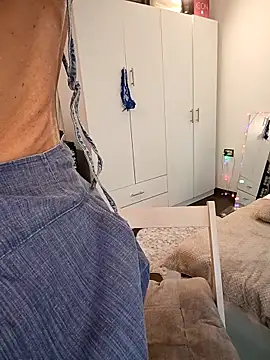 XXX chat uživo modela Mila_Lovi