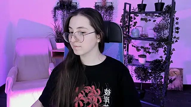 VirtuallVoyant 라이브 XXX 채팅