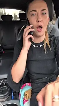 Risky_julia2330 Adlı Modelin Canlı XXX Sohbeti