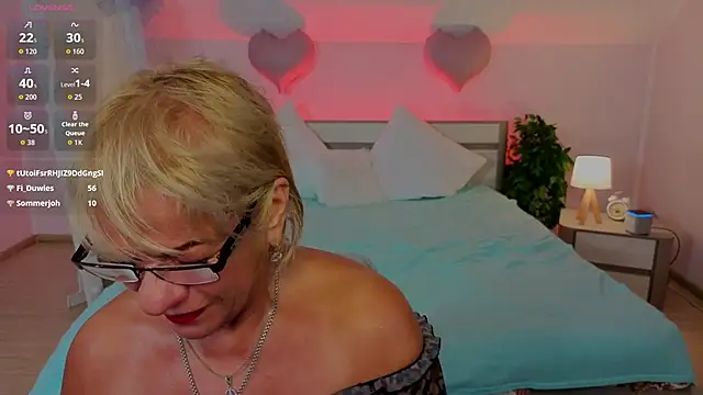 AnittaHarris_ Show in webcam