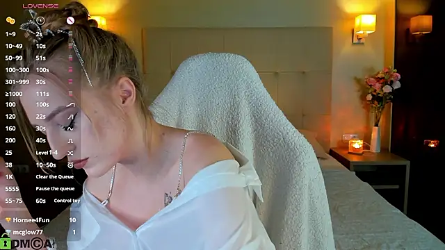 Stacy_River Chat XXX in diretta