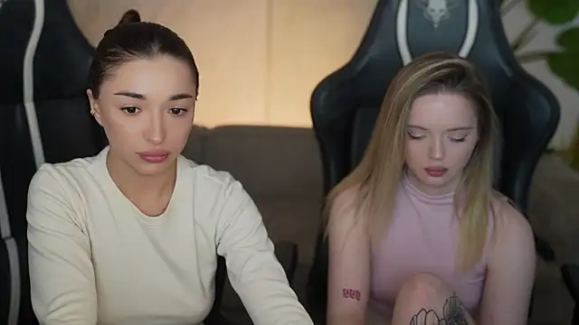 Jasmine_Flow Webcam-Show