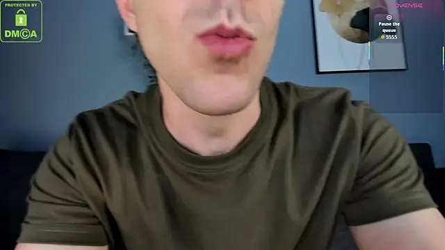 Buddy_Forman 即時 XXX 聊天