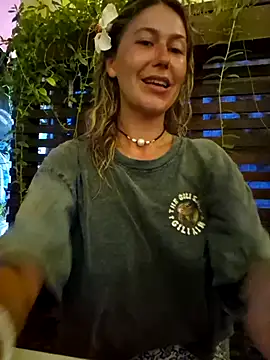 CelynaRoss élő XXX-chatje