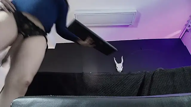 _Jade_16 Chat XXX in diretta