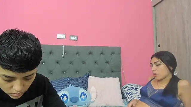 ariloe_quinteroのライブXXXチャット