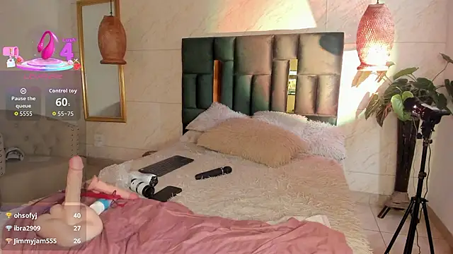 sophia_willliamss: онлайн-секс-чат