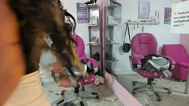 Živý XXX chat CAMILA--REY