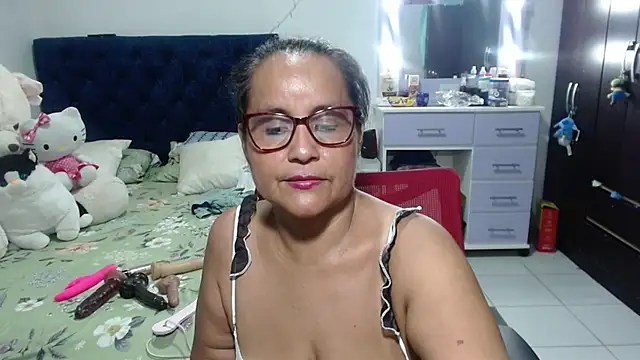 Chat XXX en directo de pervert_mommy_
