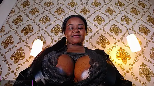 KARATIBBY_COX Adlı Modelin Canlı XXX Sohbeti