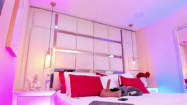 Chat +18 de elizavenus ao vivo