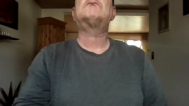 Онлайн чат XXX Nobbie444