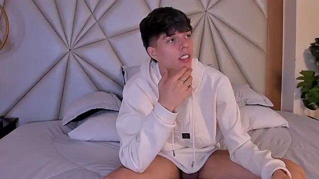 Damianfontana 网络视讯表演