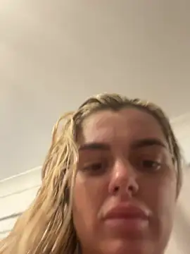 Irish_BarbieMilfx – Naživo XXX chat