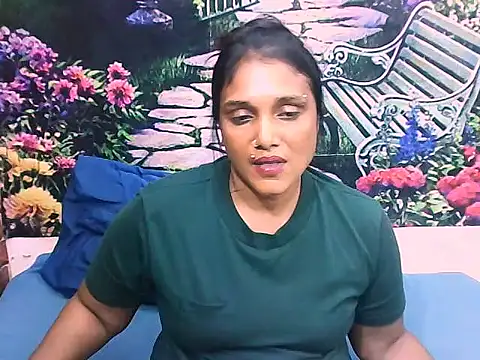 IndianSexyLady20 live XXX chat