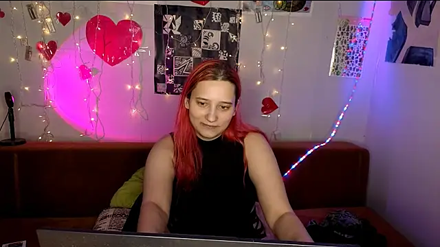 RachelPirce élő XXX-chatje