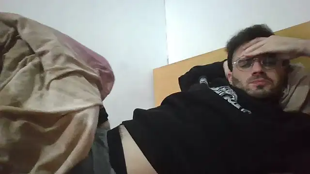 แชท XXX สดของ Men_use_me_for_pleasure