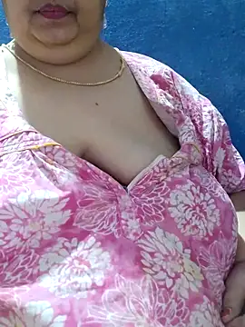 tamilthanushri Live XXX Chat