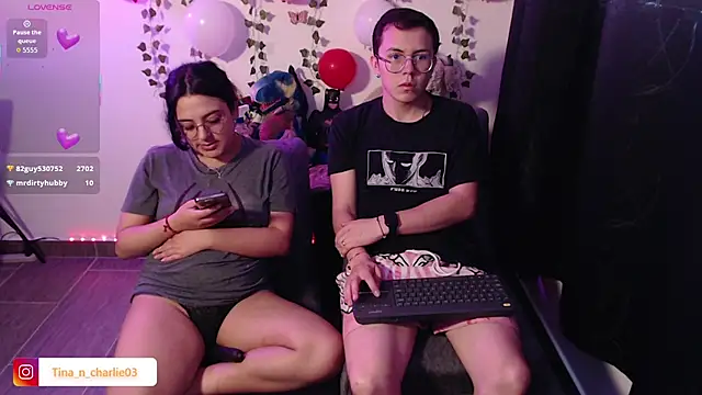 Tina_4_Charlie Chat XXX live