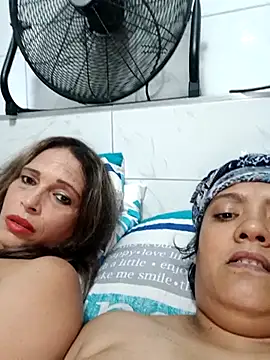 2Juicy_pussy: απευθείας συνομιλία ΧΧΧ