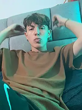 NaytonFreeman 现场XXX聊天