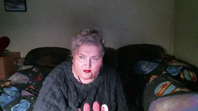 Lana555 现场XXX聊天