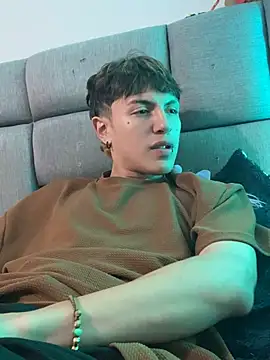 NaytonFreeman Chat XXX in diretta