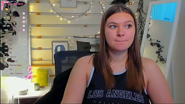 Josephine_Kiss – Naživo XXX chat