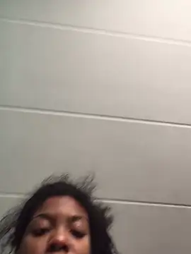 jrdyloveee: διαδικτυακό σόου στην κάμερα