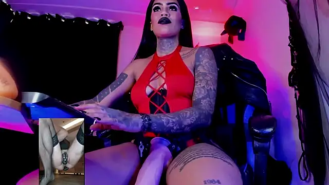 XXX chat uživo modela deborah_tatto