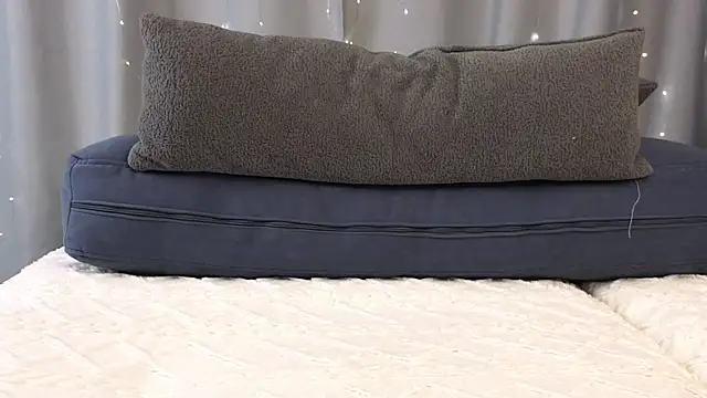 ElissaGlod 现场XXX聊天