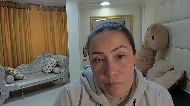 gaby_trent: онлайн-секс-чат