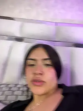 im_miadollのライブXXXチャット