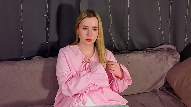 IvetteLabore Chat XXX in diretta