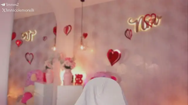 แชท XXX สดของ Nicolemorelli2