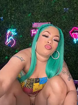 Chat +18 de RenaThickAss ao vivo