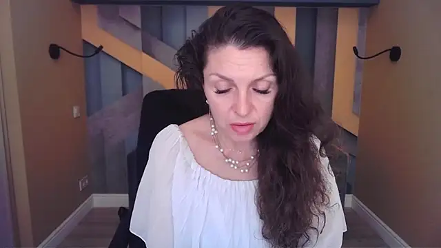 แชท XXX สดของ EllaLong