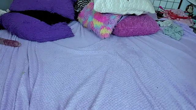 playful-girls Adlı Modelin Web Kamerası Şovu