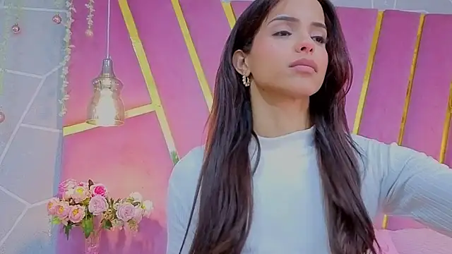 Chat +18 de EmmyCortez ao vivo