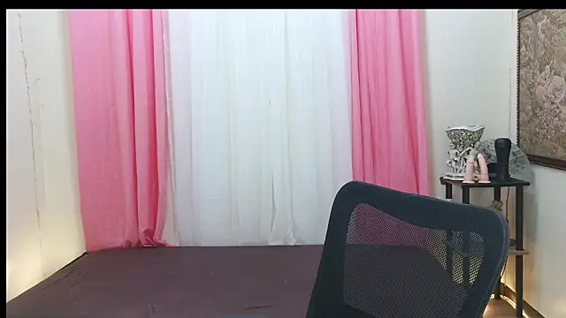 sassymimi69's Live XXX Chat