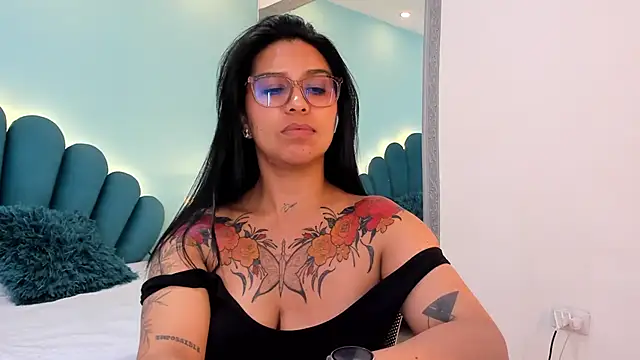 sharlott18 live XXX chat