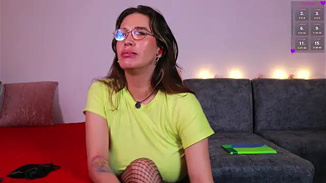 kathieandpovcock1 Chat XXX in diretta