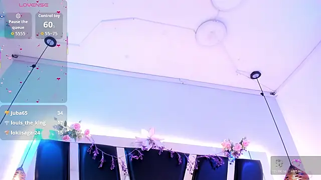 antonelllepiercee Adlı Modelin Canlı XXX Sohbeti