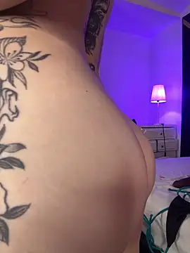 EmmaaCastroのライブXXXチャット