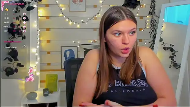 Josephine_Kiss Adlı Modelin Canlı XXX Sohbeti