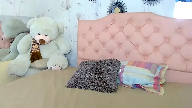 zara_cute live XXX chat