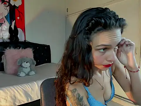 Skylovershot's Live XXX Chat